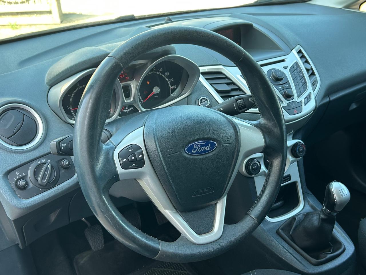 Ford Fiesta 1.2 82 CV 5 porte Titanium