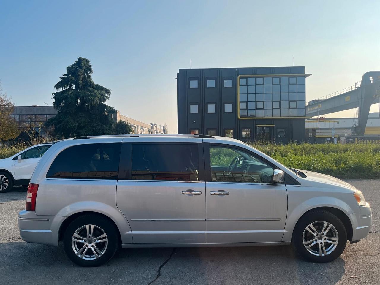Chrysler Voyager Grand 2.8 CRD DPF Limited