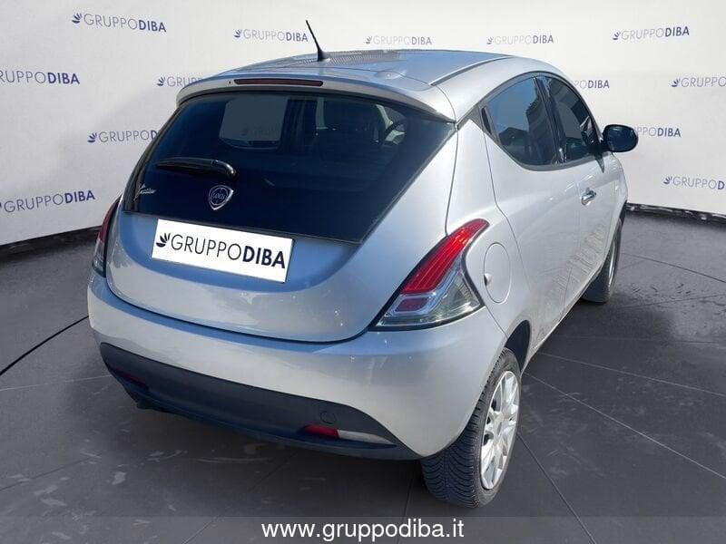 Lancia Ypsilon III 2011 Benzina 0.9 t.air Gold ecochic metano 80cv