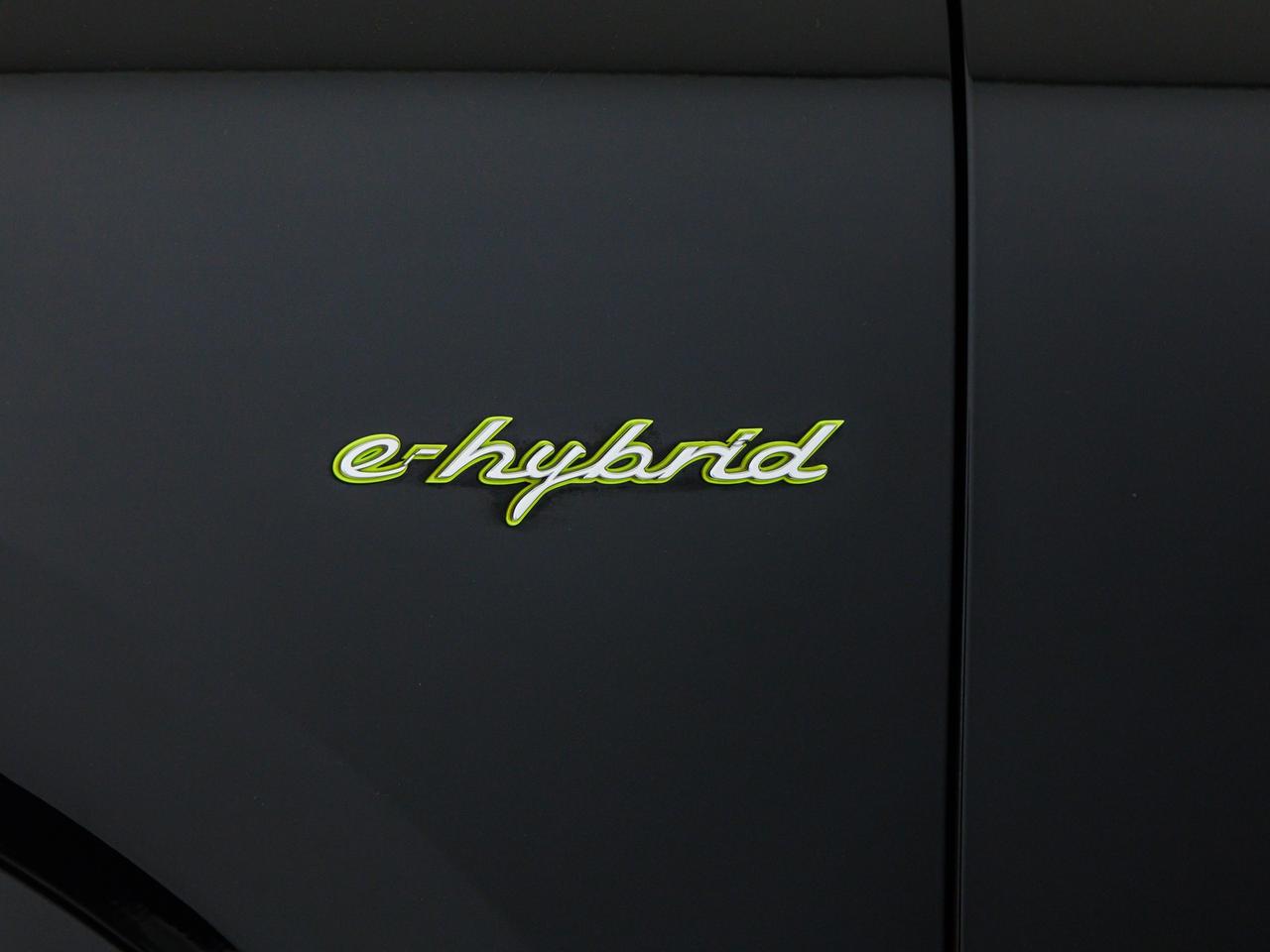 Porsche Cayenne 3.0 e-hybrid tiptronic