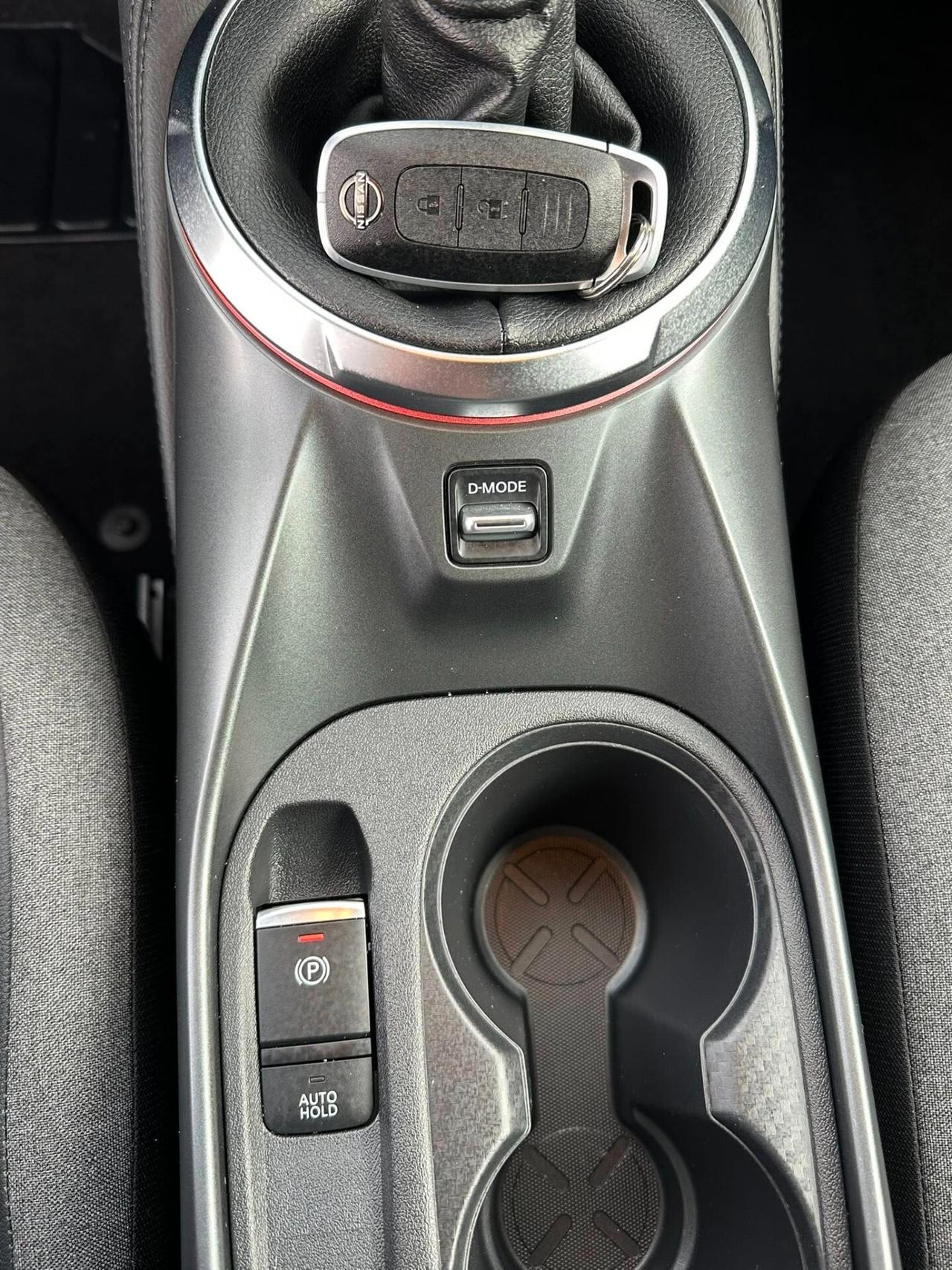 Nissan Juke 1.0 DIG-T 114 CV N-Connecta