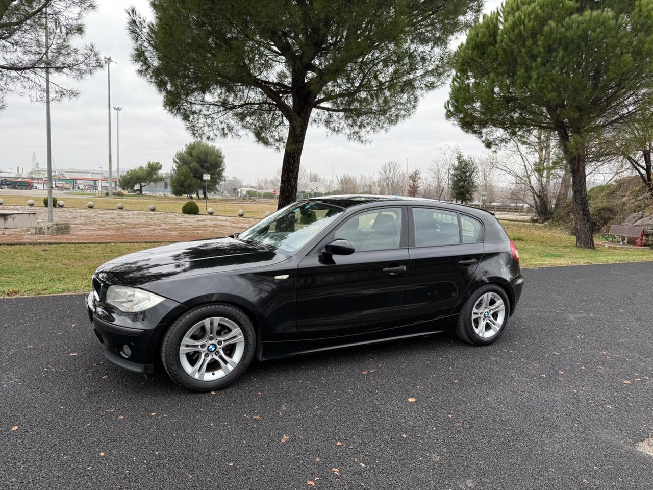 Bmw 116 116i cat 5 porte Attiva