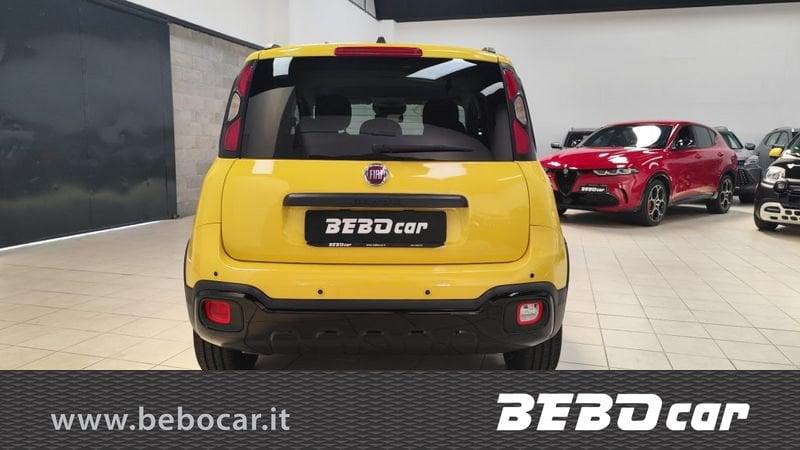 FIAT Panda 1.0 FireFly S&S Hybrid Pandina Cross