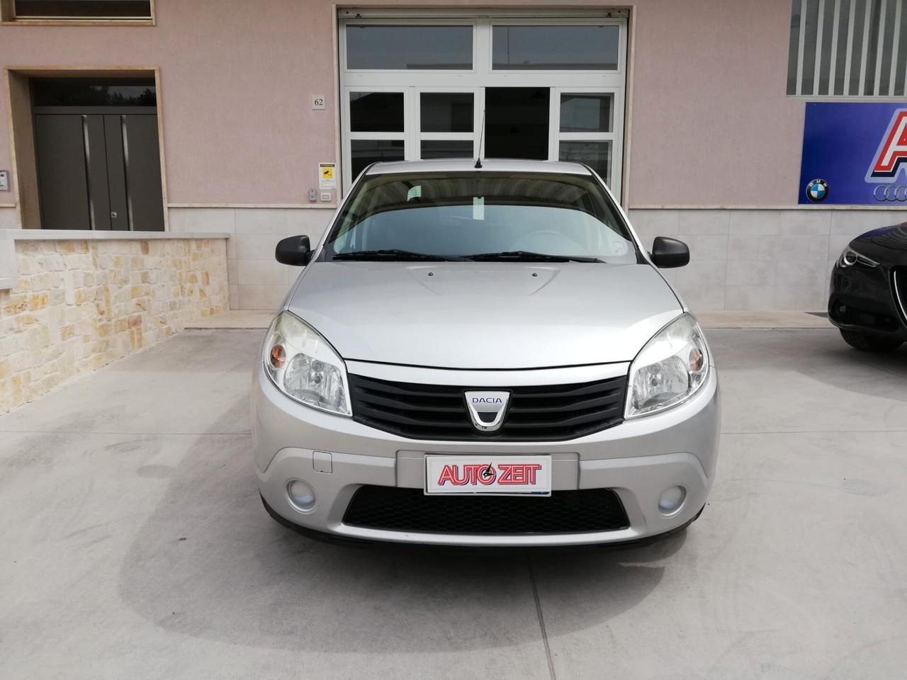 Dacia Sandero 1.4 GPL - 2010