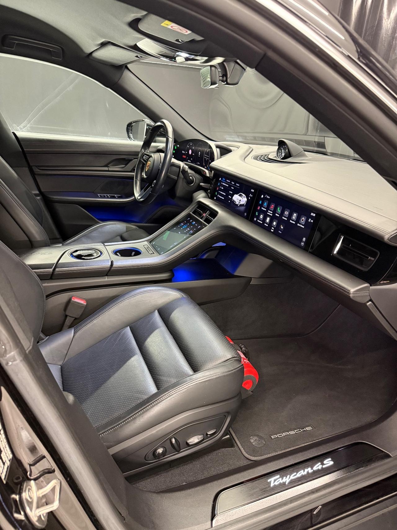 Porsche Taycan 4S