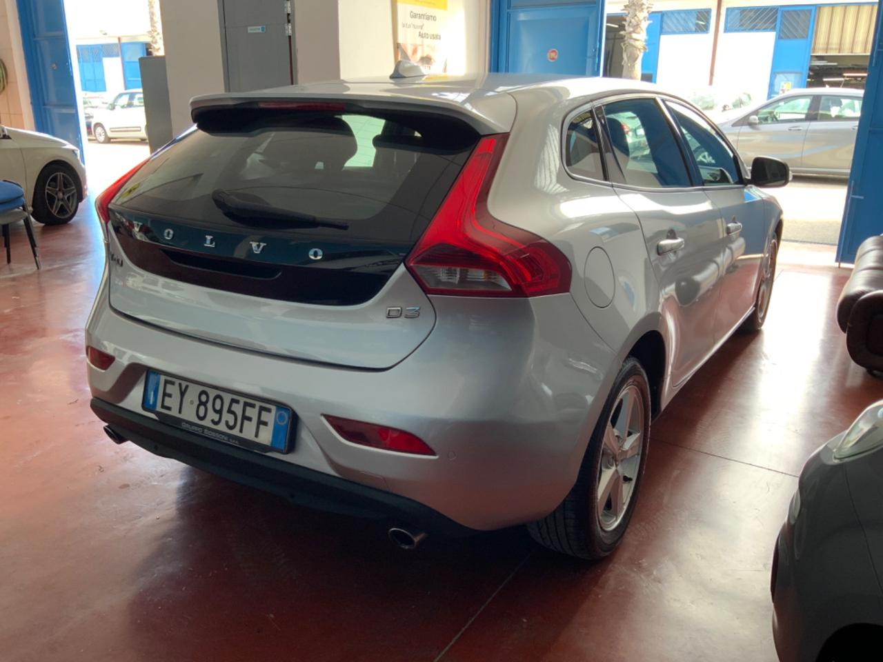 Volvo V40 D3 Momentum