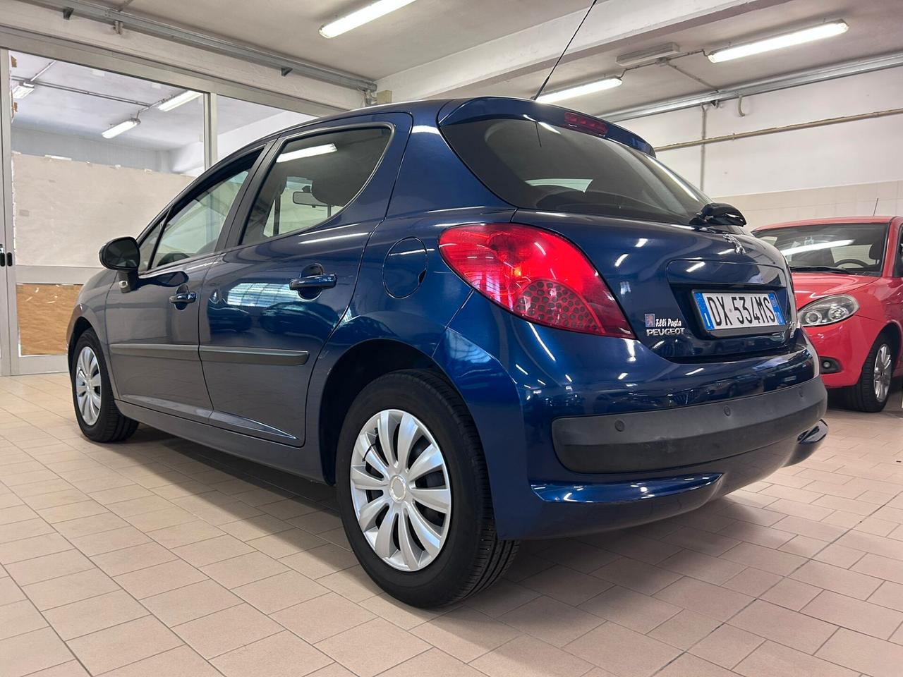 Peugeot 207 1.4 8V 75CV 5p. X Line ECO GPL