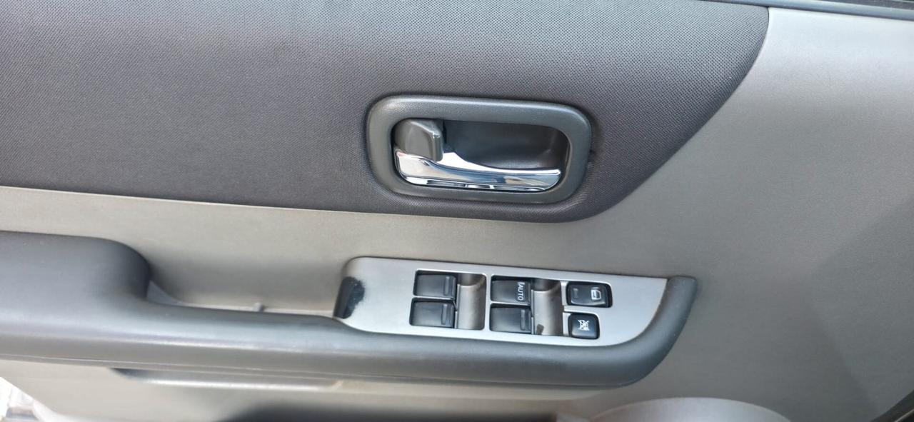 Nissan X-Trail 2.5 16V Elegance 4x4 gancio traino