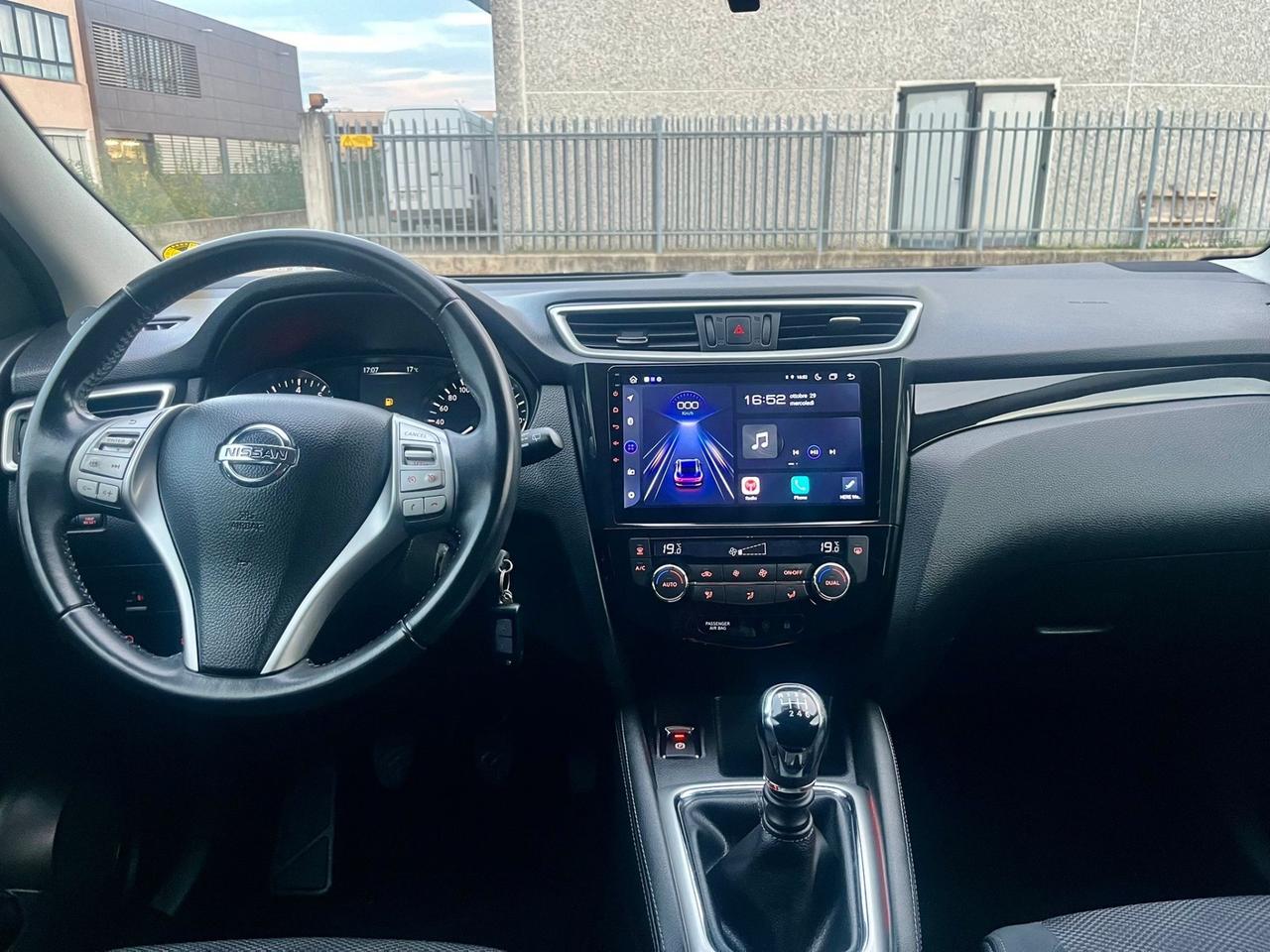 Nissan Qashqai 1.2benz 2015 106.000km perfetta