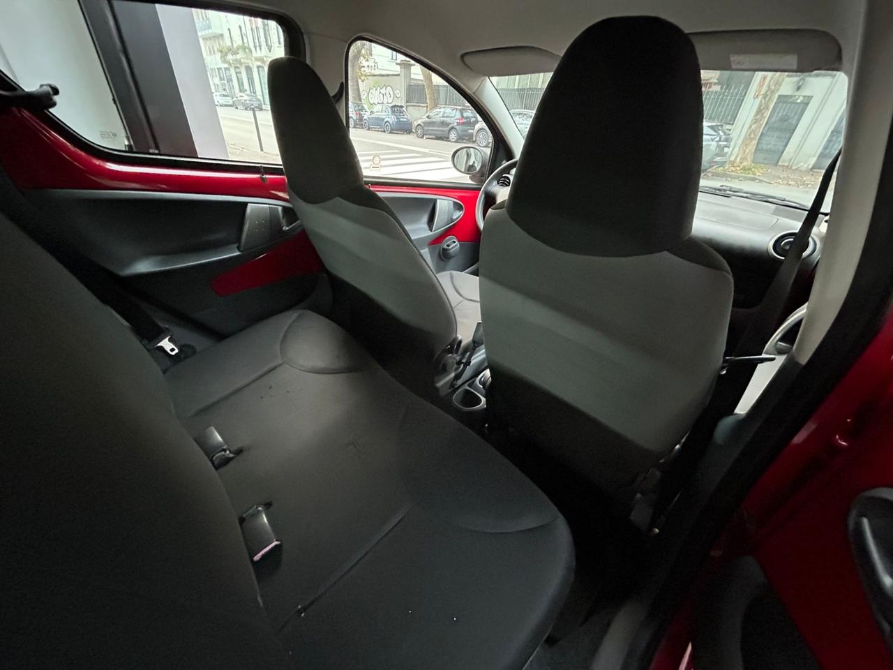 Toyota Aygo 1.0 Sol 5p 68cv NEOPATENTATI!!!
