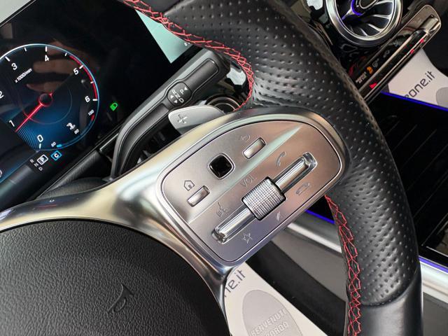 MERCEDES-BENZ GLA 200 d Automatic Premium Amg TETTO-PACK NIGHT