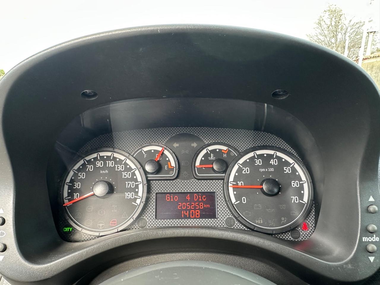 Fiat Panda 1.3 MJT 16V DPF 4x4 Climbing