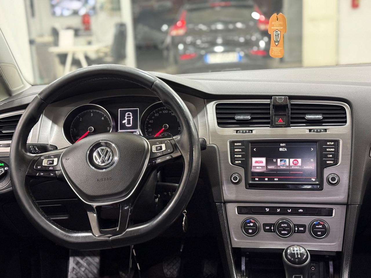 Volkswagen Golf 7 1.6 TDI 2016 full optional