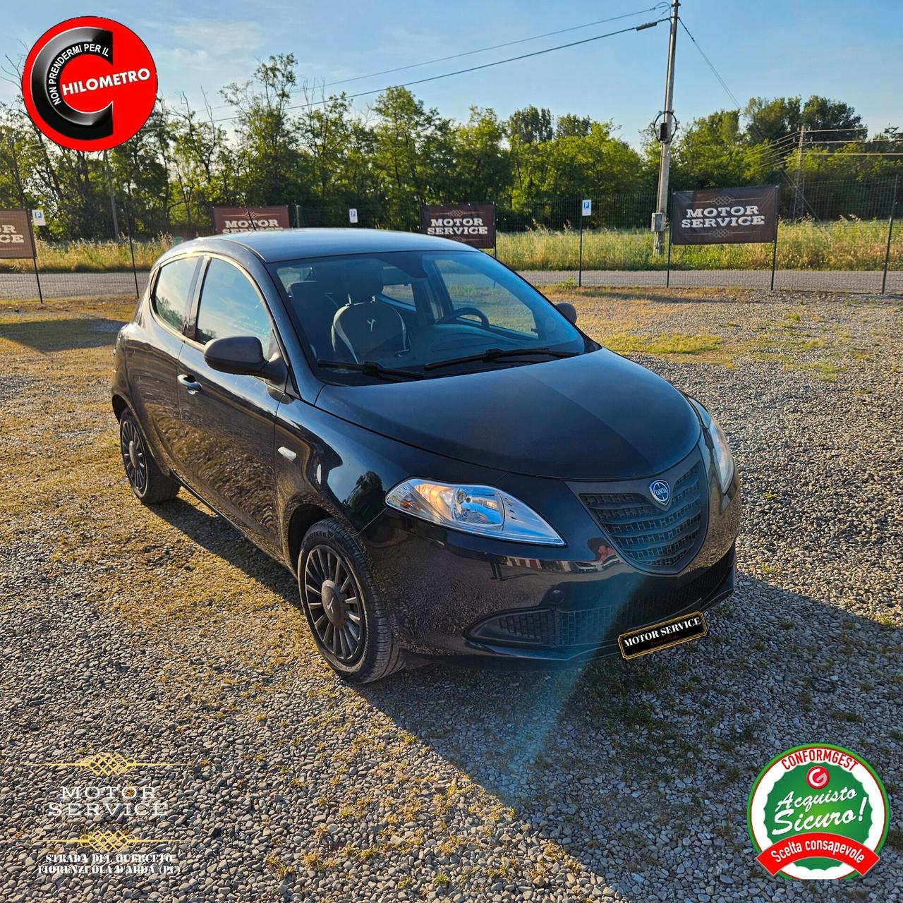 Lancia Ypsilon 1.2 69 KM DOCUMENTATI DA 79€ MESE