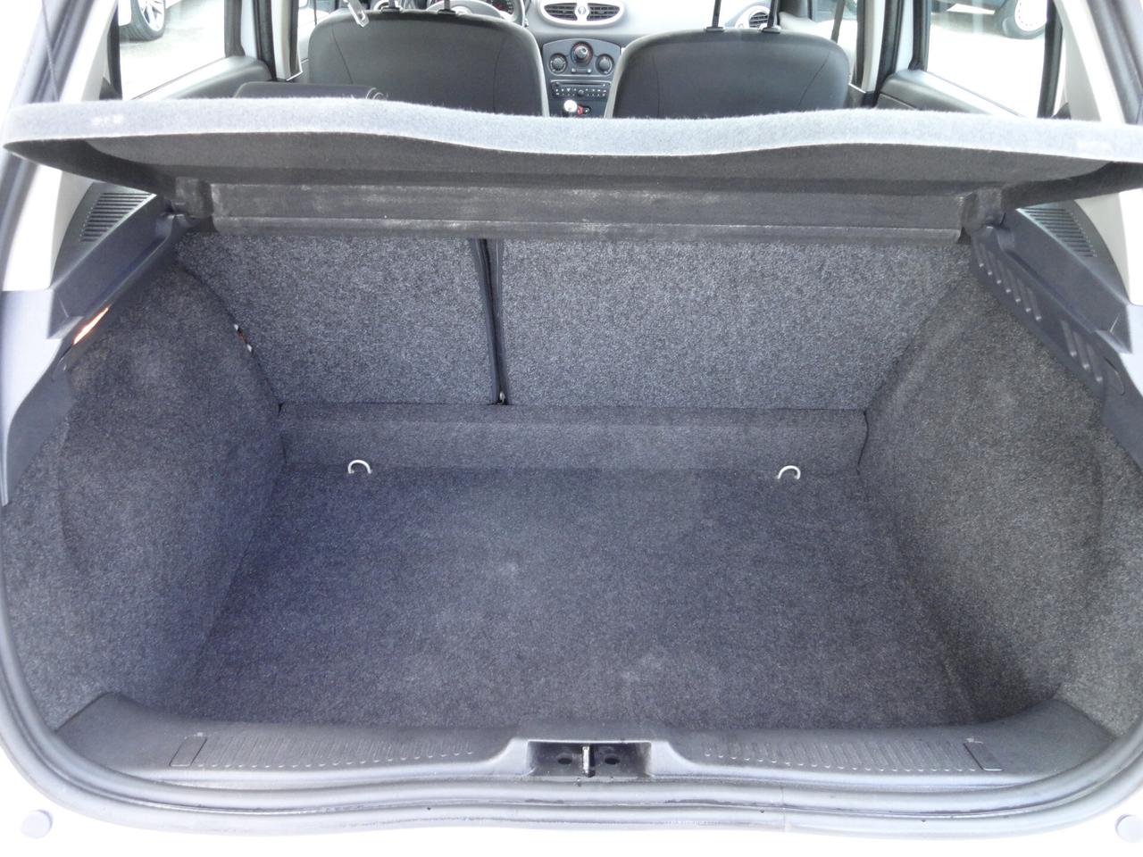 Renault Clio 1.2 16V 5 porte Dynamique