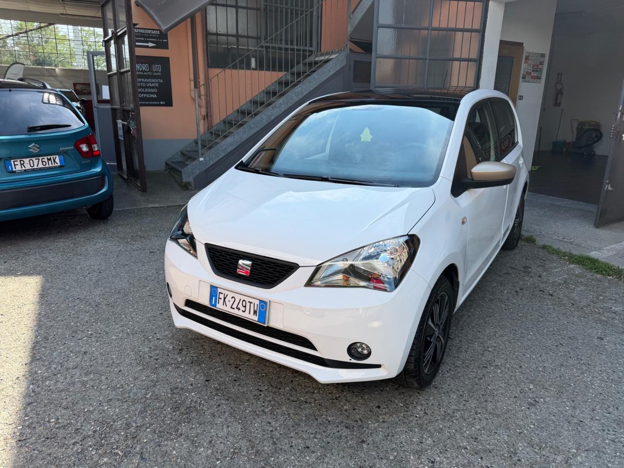 Seat Mii 1.0 68 CV 5 porte by Cosmopolitan Ecofuel