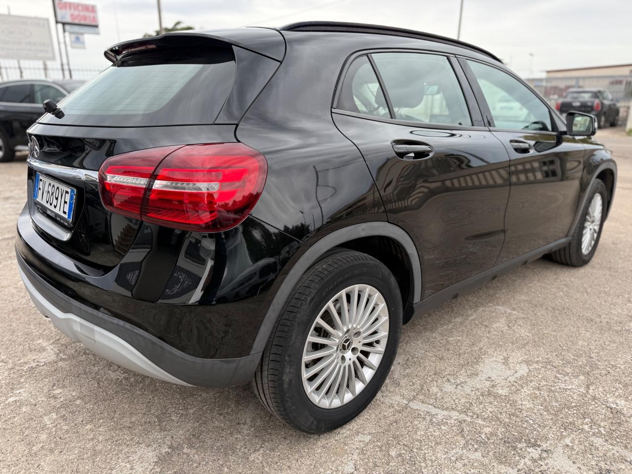 Mercedes-benz GLA 200 GLA 200 d Automatic Business