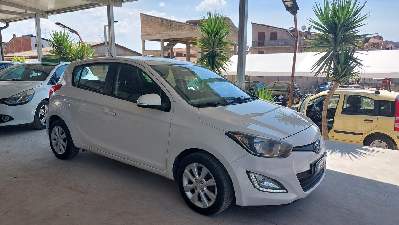 Hyundai i20 1.4 CRDi per neopatentati