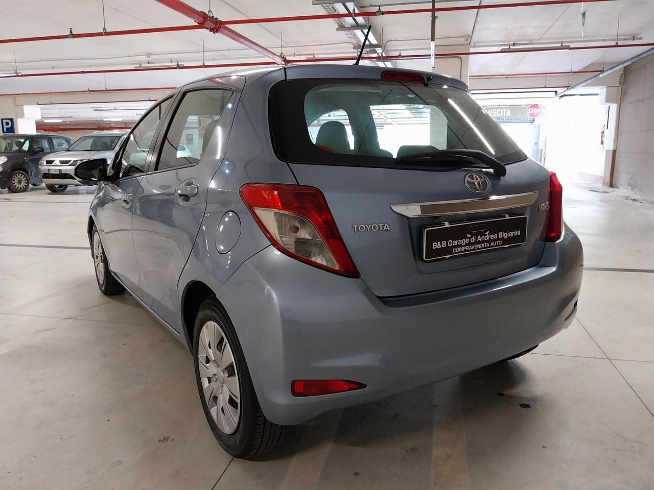 Toyota Yaris 1.4 D-4D 5 porte Lounge - ok neopatentati