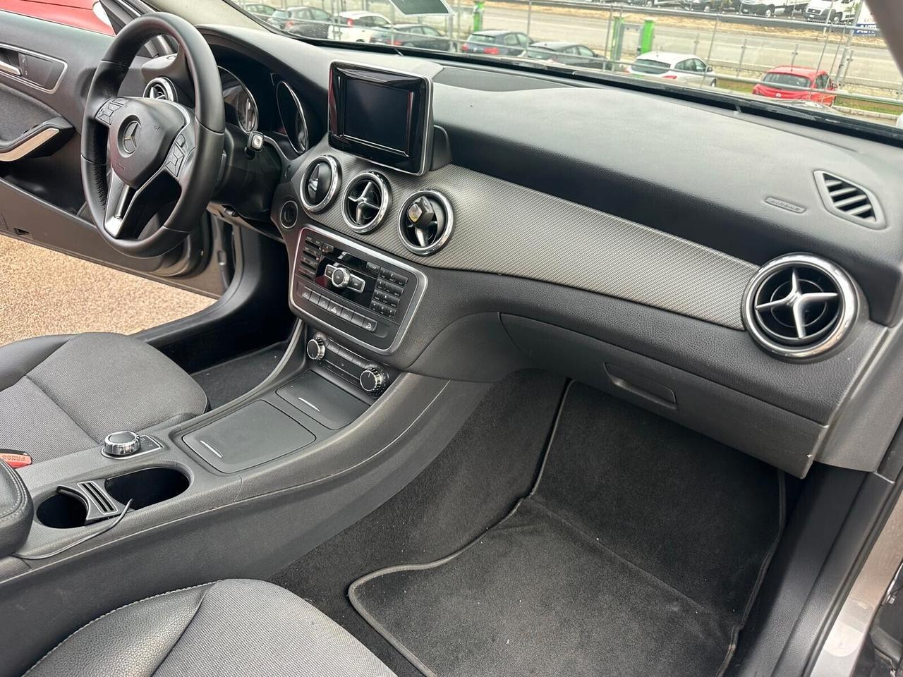 Mercedes-benz GLA 200 CDI Automatic Premium