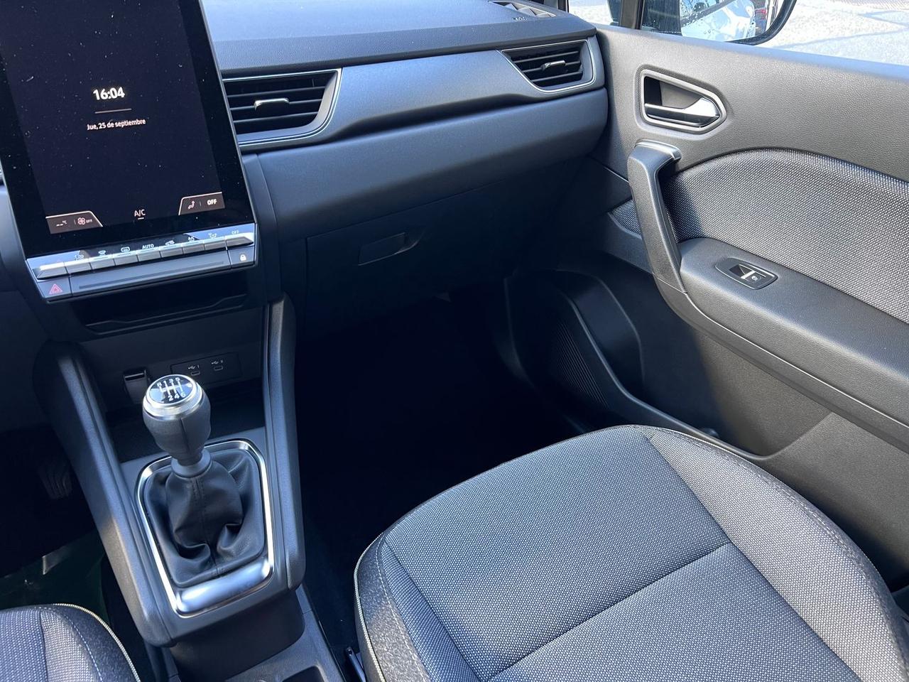 Renault Captur 1.0 ECO-G 100CV Techno #8322