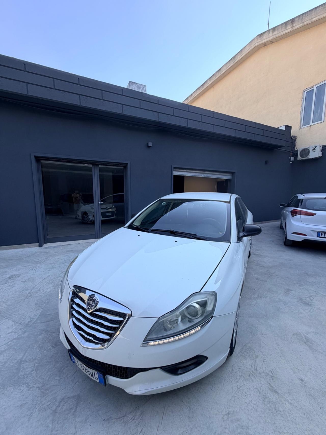 Lancia Delta 1.6 MJT DPF Gold