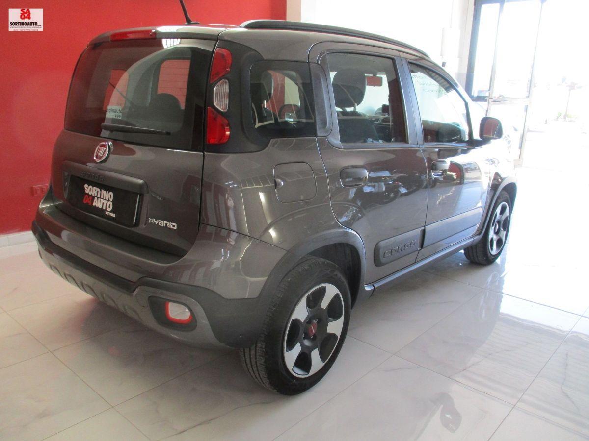 FIAT Panda 1.0 S&S Hybrid City Cross-2020 KM38000