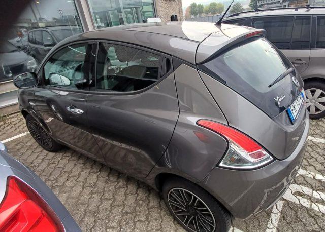 LANCIA Ypsilon 1.2 69 CV 5 porte Gold