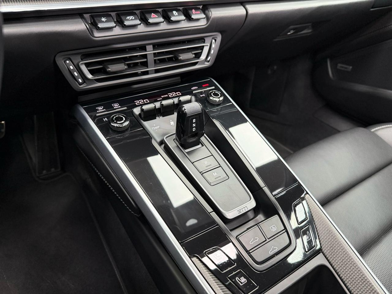 Porsche 911 Coupe 3.7 Turbo S auto (828)