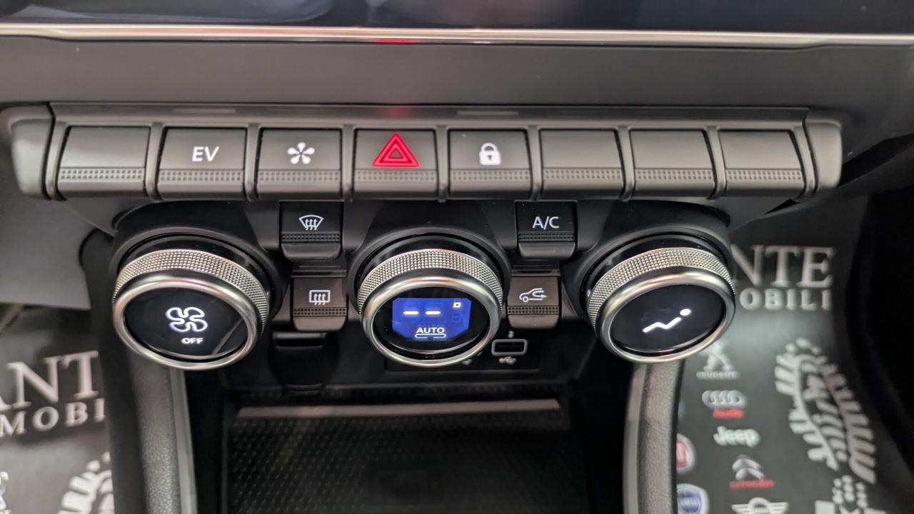 Renault Captur Full Hybrid E-Tech 145 CV Techno Fast Track