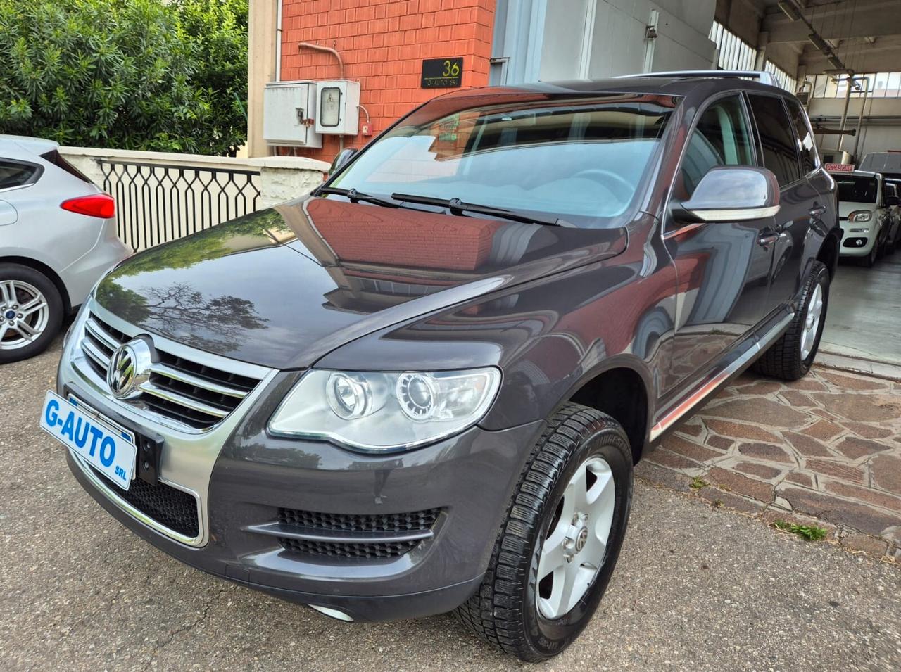 Volkswagen Touareg 2.5 R5 TDI DPF tiptronic Exclusive 92.000 km