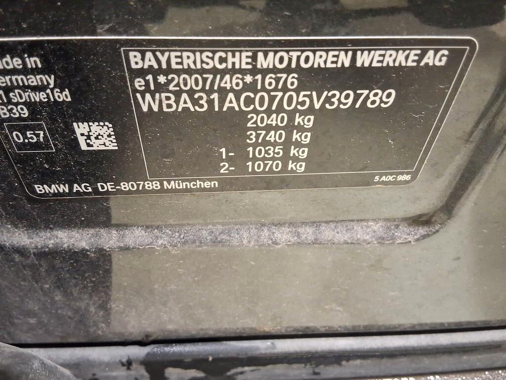 BMW X1 16D 115CV 6M. S-DRIVE BUSINESS ADVANTAGE ( FARI LED - AMBIENT LIGHTS - HEAD-UP DISPLAY - CRUISE - PELLE - NAVI - PARK ASSISTANT - TELECAMERA POST. - CERCHI 17 )