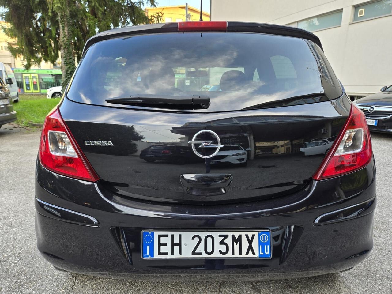 Opel Corsa 1.2 5P Edition Cosmo Neopatentati