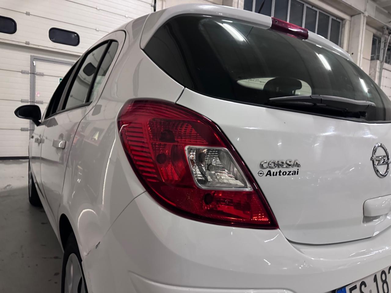 Opel Corsa 1.2 85CV 5 porte GPL-TECH Ecotec