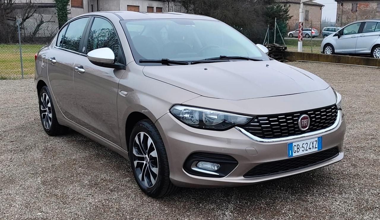 Fiat Tipo 1.0 4 porte