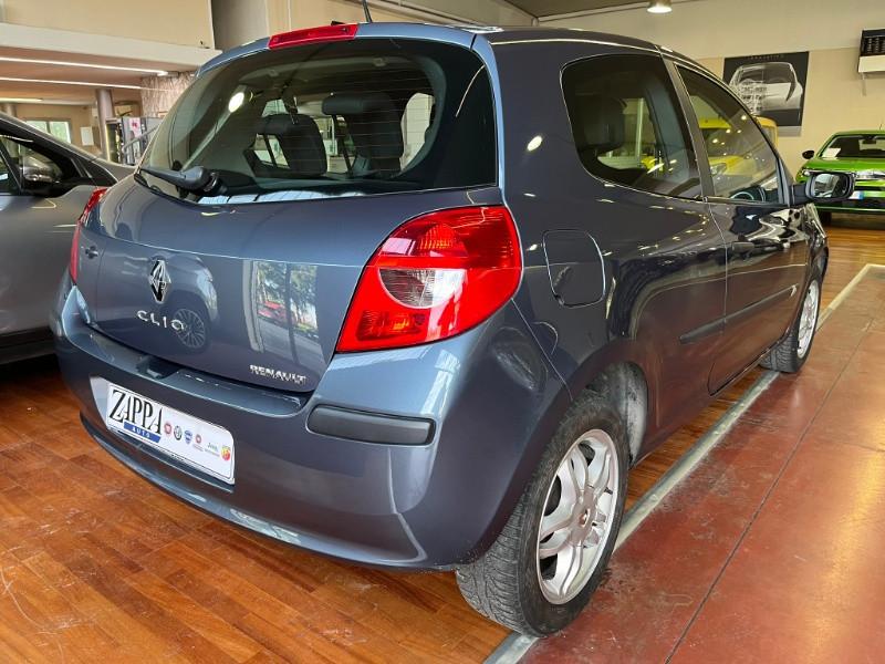 RENAULT Clio 1.2 16V 3 porte Dynamique