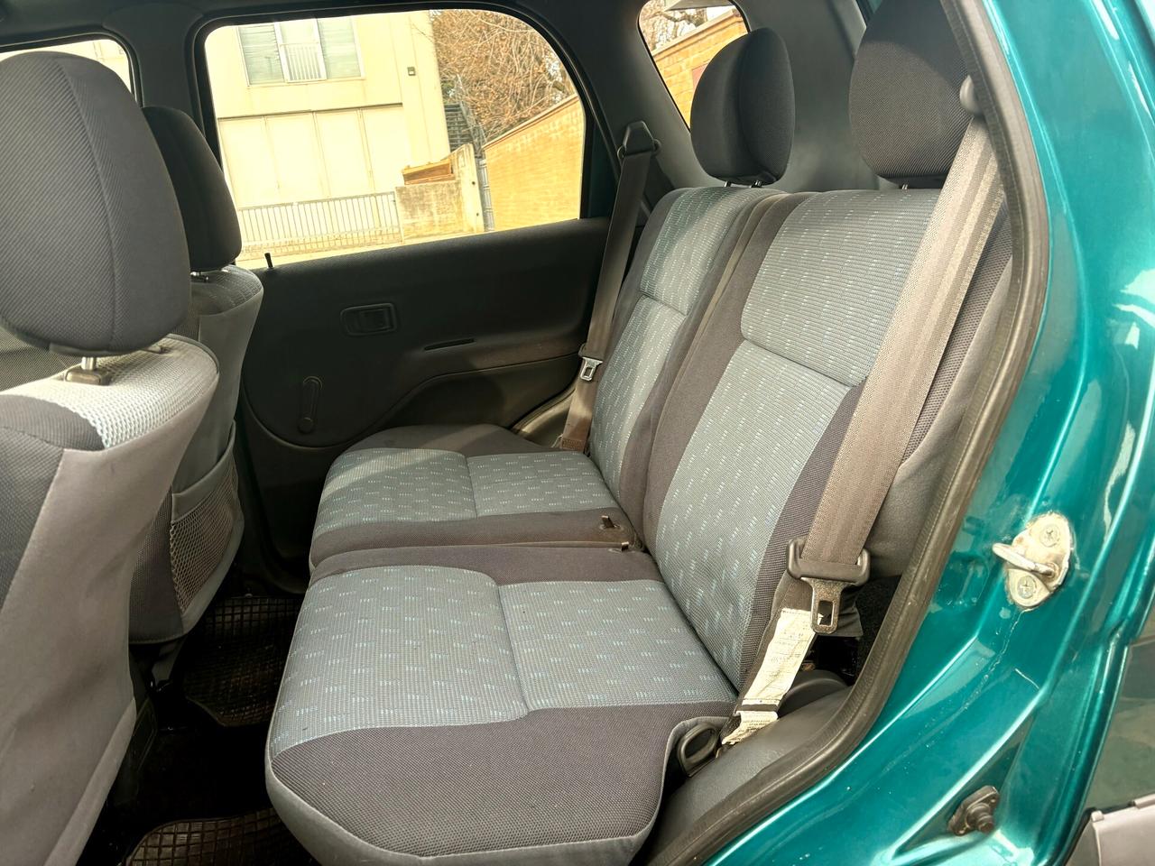 DAIHATSU TERIOS 1.3(benz) 4x4 inserib.-2006