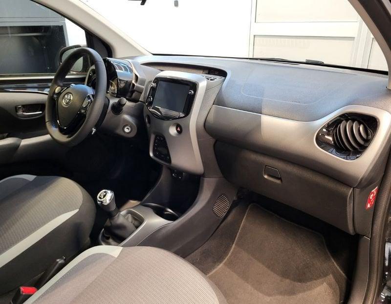 Toyota Aygo Aygo Connect 1.0 VVT-i 72 CV 5 porte x-fun