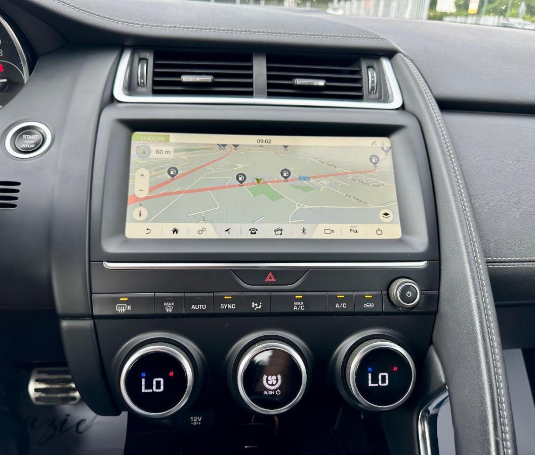 JAGUAR - E-pace - 2.0D 150CV AWD aut. R-Dynamic HSE