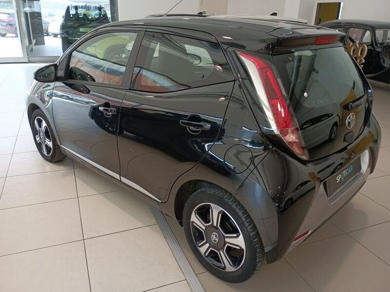 Toyota Aygo 1.0 VVT-i x-clusiv