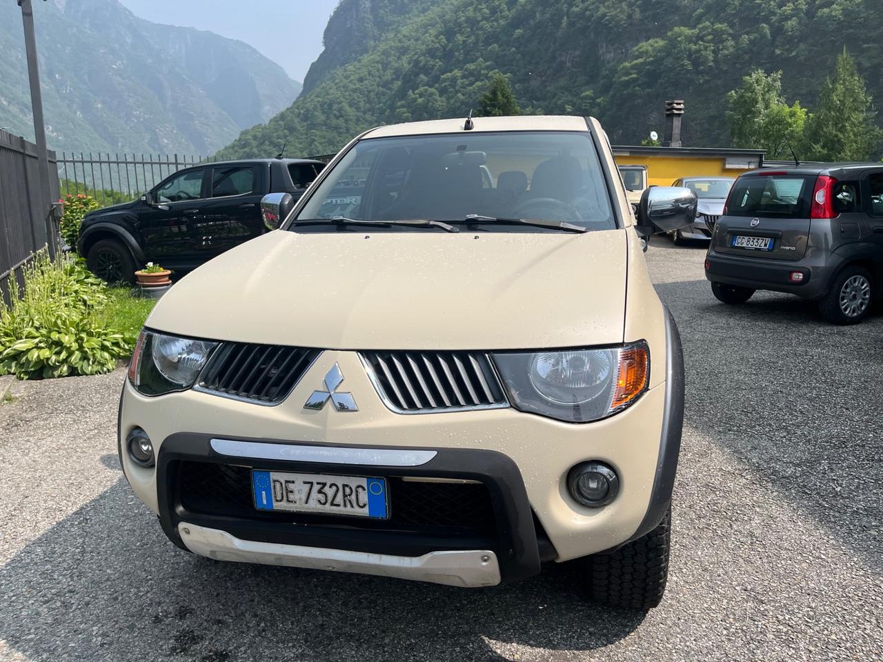 Mitsubishi L200 2.5 DI-D/136CV Double Cab Intense
