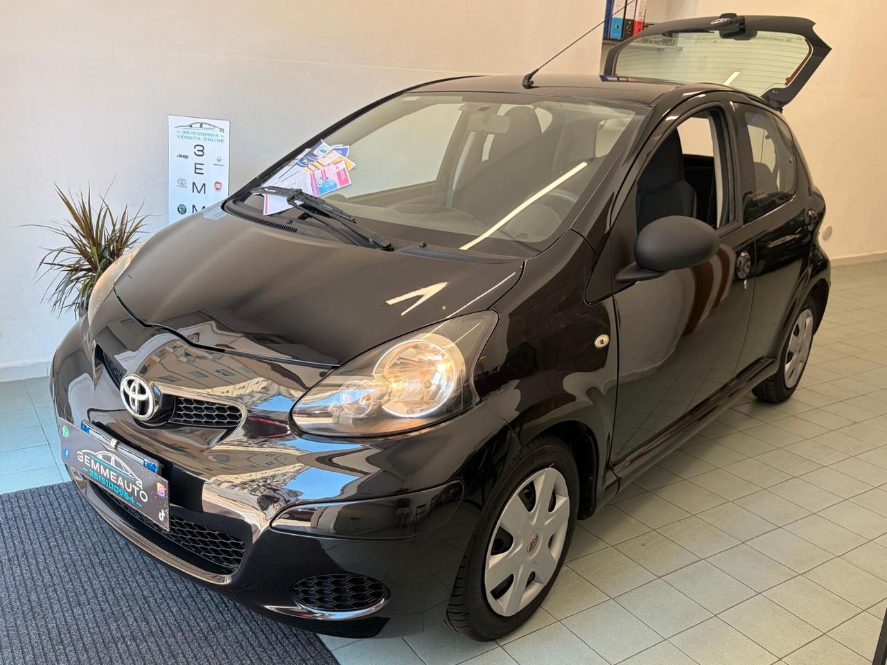 Toyota Aygo 1.0 68Cv 74.000KM 12 MESI DI GARANZIA