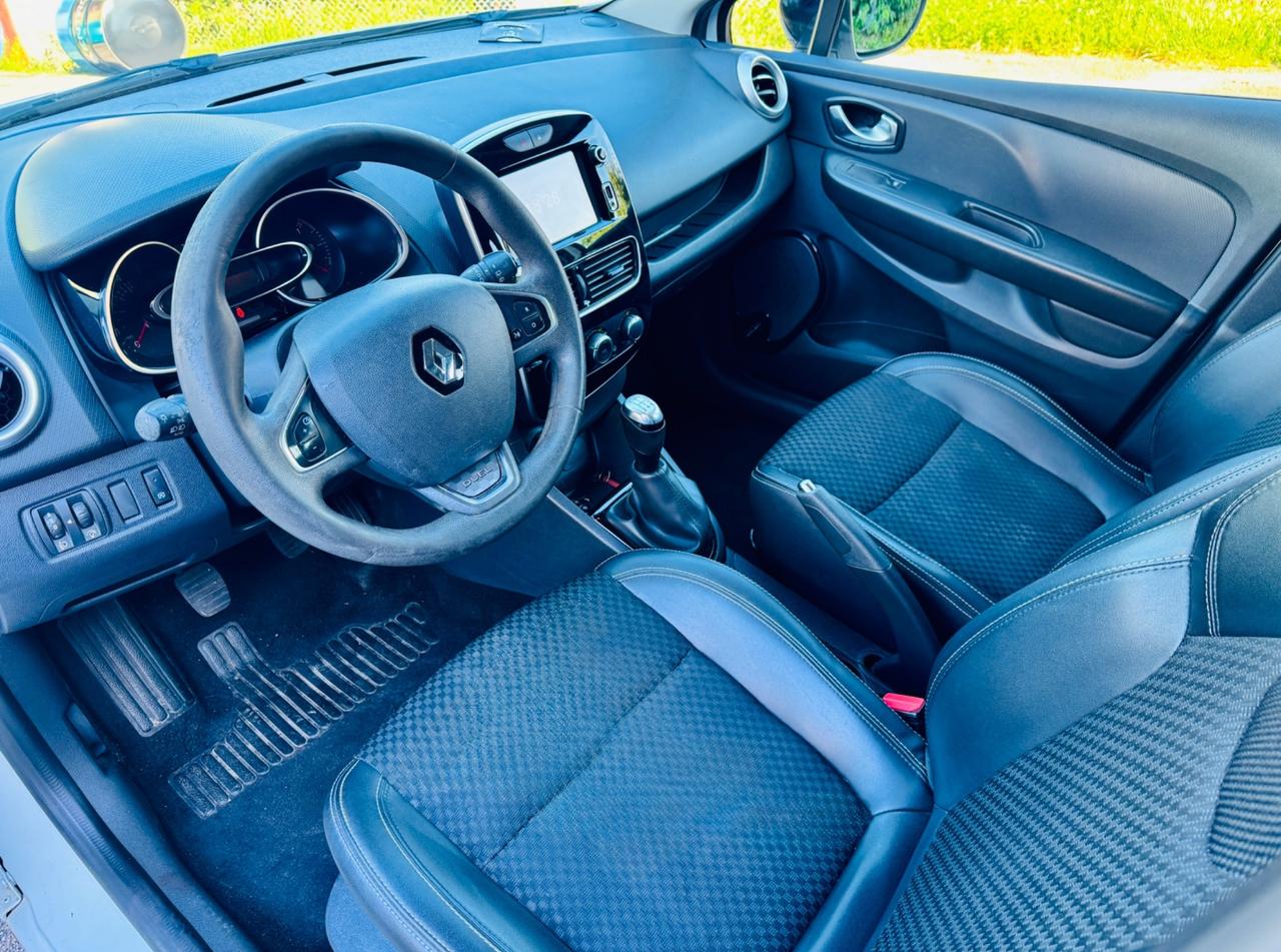 Renault Clio Sporter dCi 8V 75 CV Moschino Intens