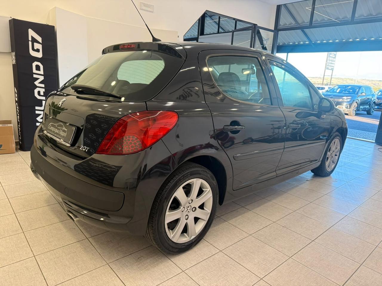 Peugeot 207 1.6 HDi 90CV 5p. XS