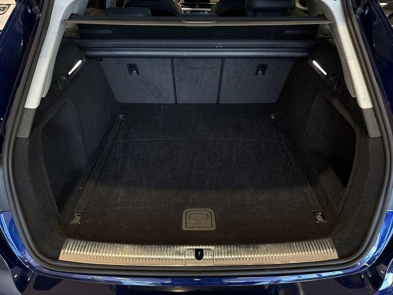 Audi A4 allroad Quattro 45 2.0 tfsi mhev Identity Contrast 265cv quattro s-tronic