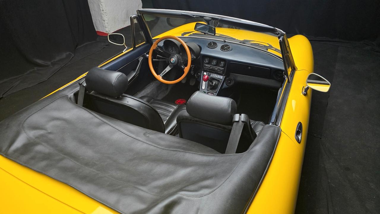 Alfa Romeo Spider Veloce 2.0 ASI con C.R.S.