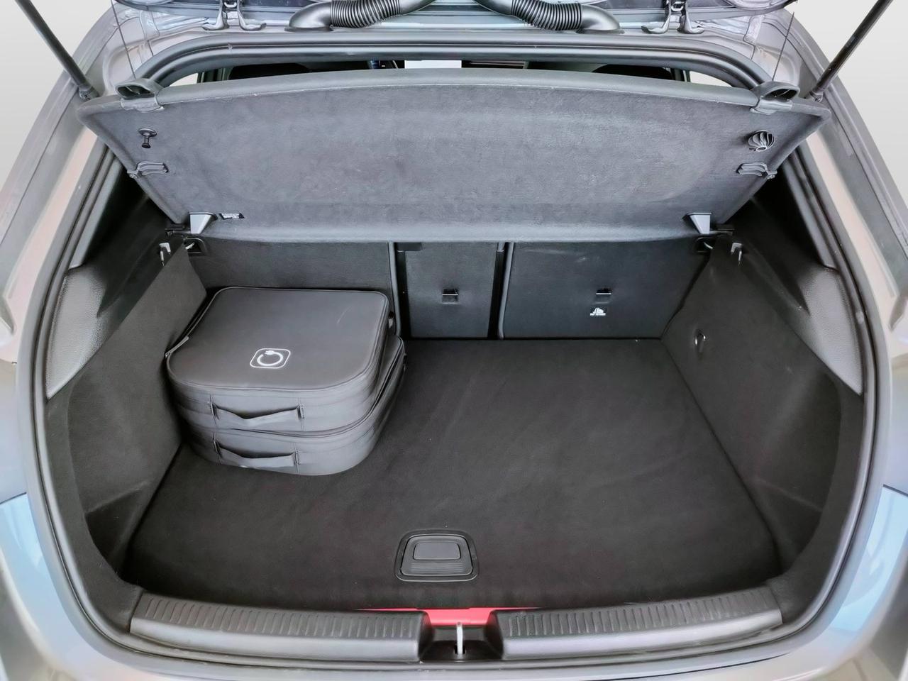 Mercedes-Benz Classe A - W177 2023 - A 250 e phev AMG Line Advanced Plus Digital Edition auto