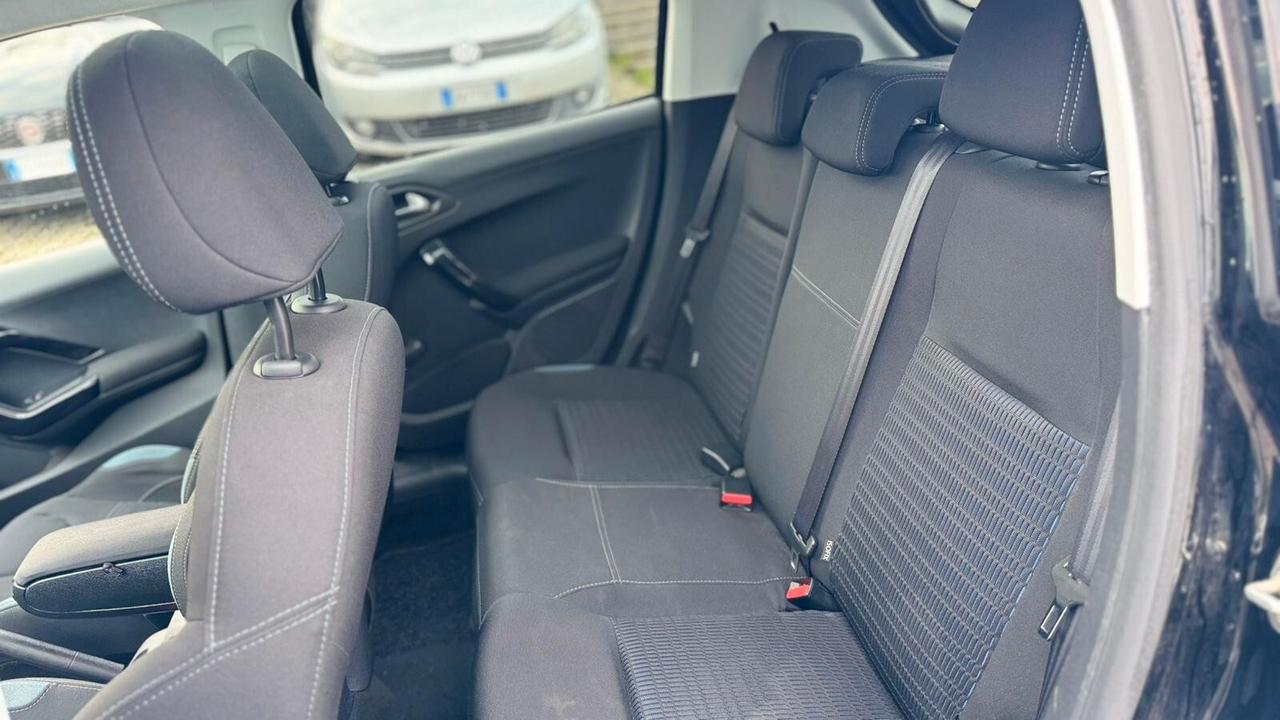 Peugeot 208 1.4 B/GPL 2015 NEOP.