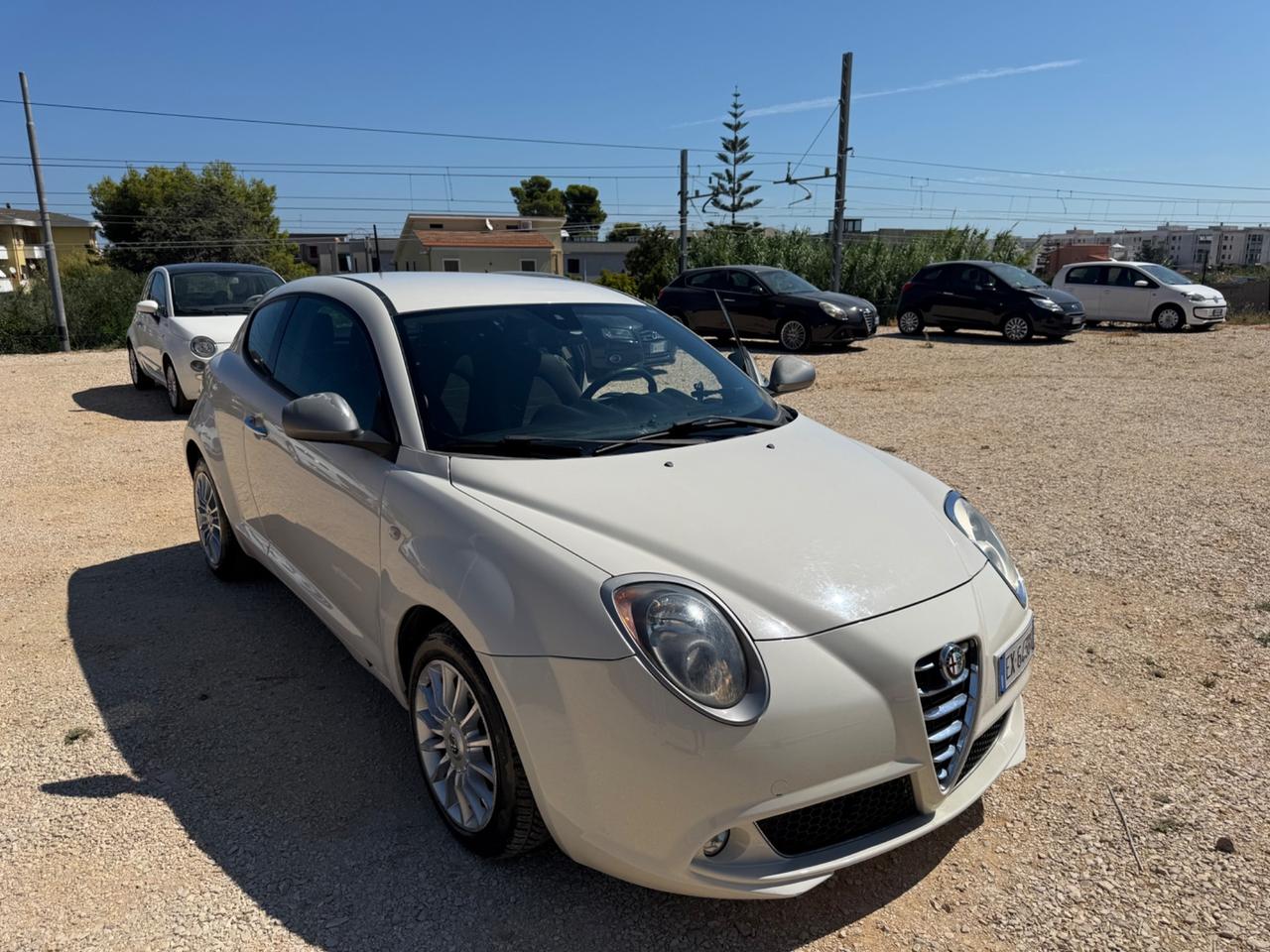 Alfa MiTo 1.3 JTDm-2 95 CV 3.499€ PERMUTE