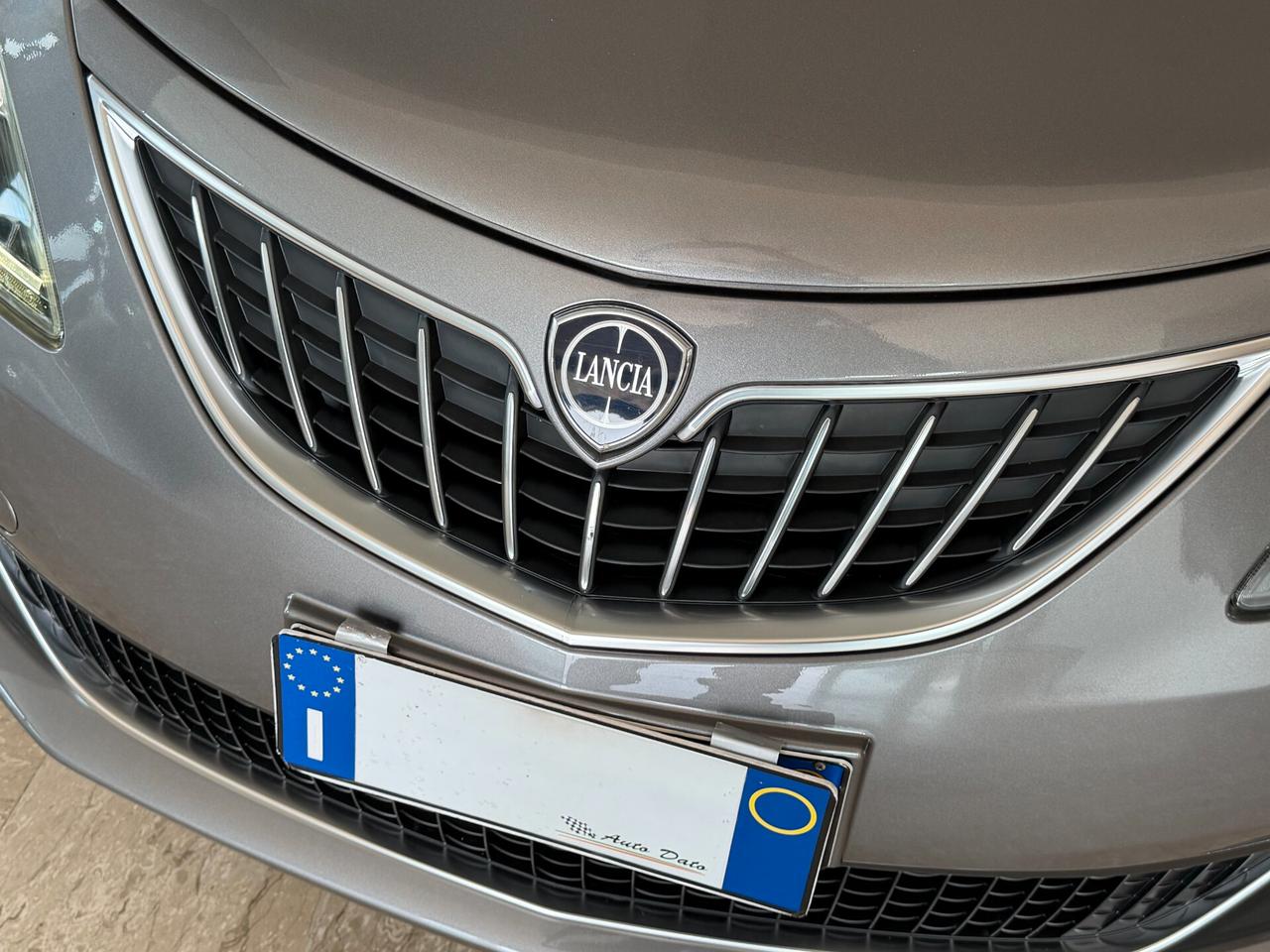 Lancia Ypsilon 1.2 69 cv. EcoChic GOLD (Imp. GPL)